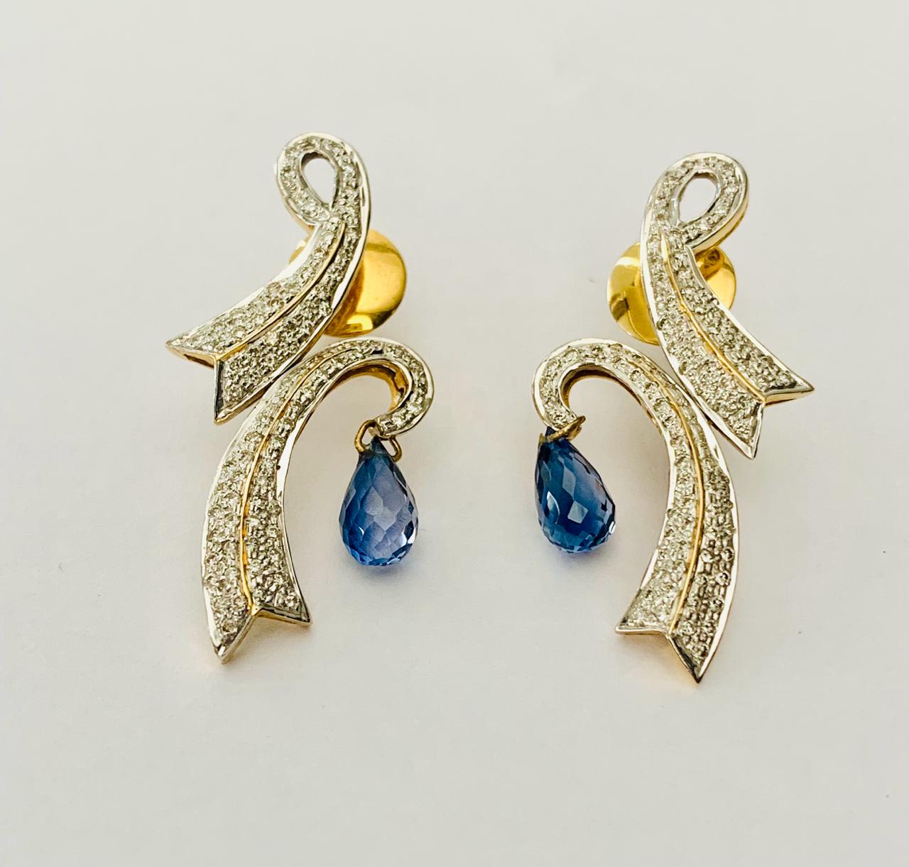 1.80 ct The Near-Two Carat Warmth Natural Diamond Pendant in Rich Yellow Gold